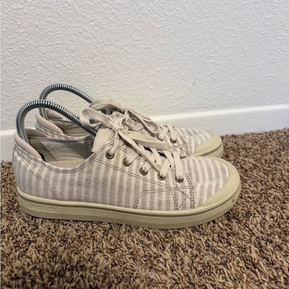 Keen Beige and Cream Striped Women's Sneakers